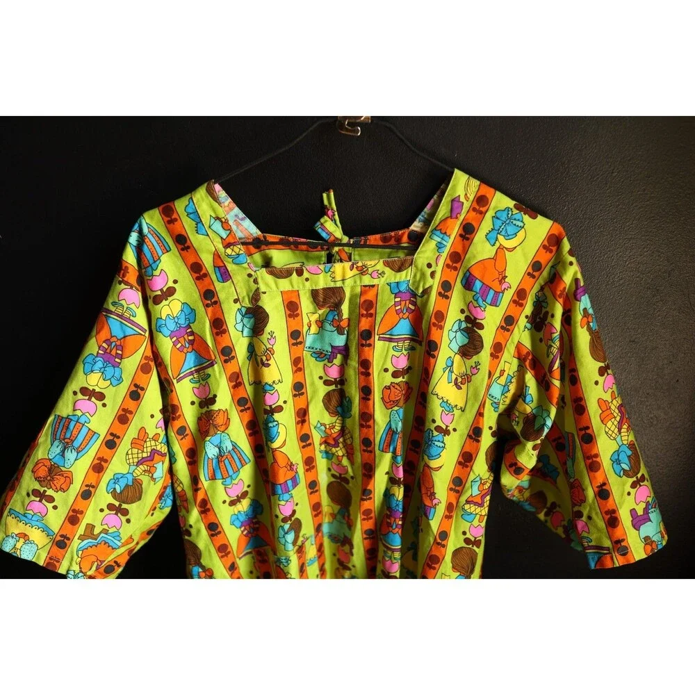 Vintage MCM 70s Design House Smock Apron Tie Artsy Painter Little Girl Print